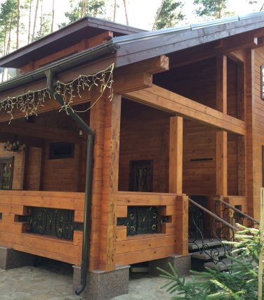 Будинок з клеєного бруса